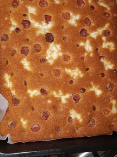 Cseresznyés-túrós gyors süti recept fotója