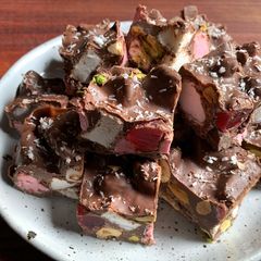 A picture of Make Your Own Rocky Road.