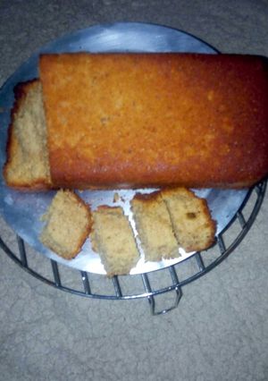A picture of Cinnamon and pure honey cake.