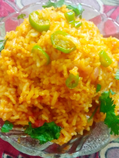 મેક્સિકન રાઇસ (Mexican Rice Recipe in Gujarati) રેસીપી મુખ્ય ફોટો