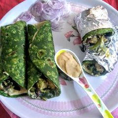 A picture of Palak paneer kathi roll.