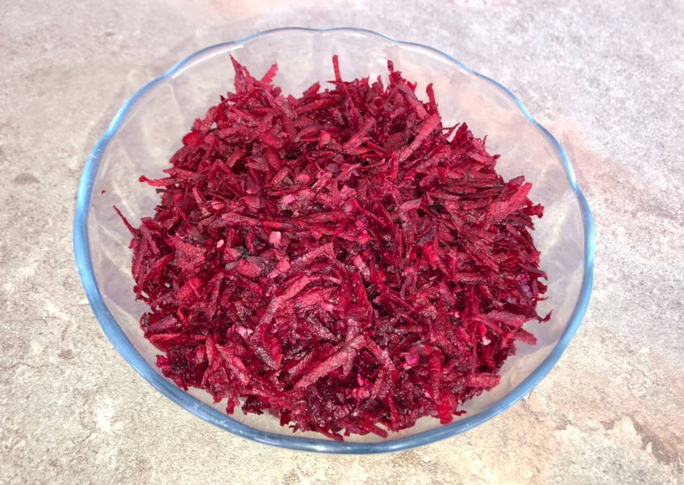 Ensalada de betarraga cruda
