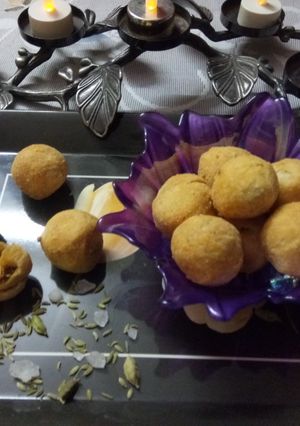 A picture of Dry Fruits Mini Kachori.