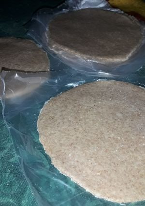 Una foto de Masa integral para empanadas