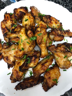 Una foto de 303. Alitas de pollo Mongolia en Airfryer (principal carne/ picoteo)