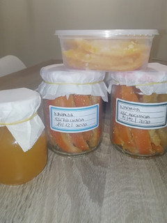 Una foto de Naranjas escarchadas y almíbar al microondas