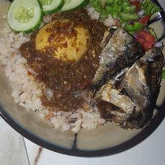 A picture of Shinkafa da wake da shitoh.