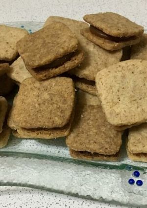 Una foto de Alfajores de nuez