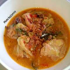 A picture of Tongseng ayam special.