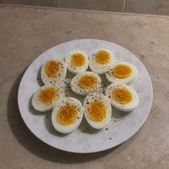 A picture of S.B.E (Standard Boiled Eggs).