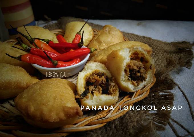 Resep Panada Isi Ikan Tongkol Asap Oleh Rachma Esty Utami Cookpad