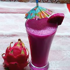 A picture of Dragon Fruit Milk Shake.