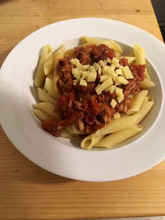 Pasta mit schneller Tomaten-Thunfischsauce Rezepthauptbild