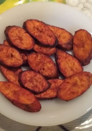 A picture of Tandoori Raw Banana fries.
