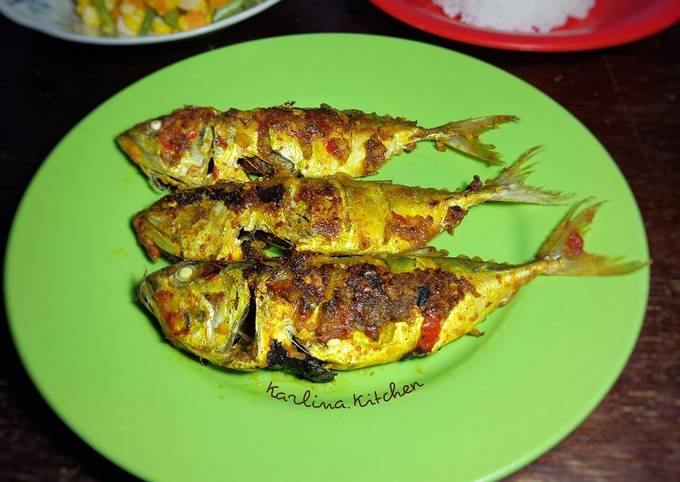 Resep Ikan Kembung Panggang Ala RM Padang Oleh Karlina.Kitchen - Cookpad