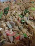 Kwetiau Goreng Soba (Sosis Bakso)