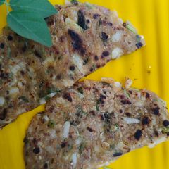 A picture of Rajgira Aloo Paratha.