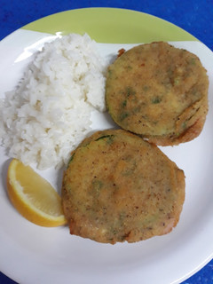 Una foto de Milanesas de zapallitos rellenas de jamón y queso