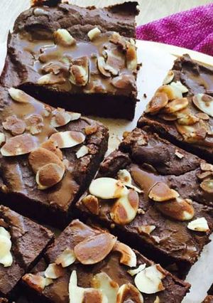 Una foto de Brownie y semillas de chía