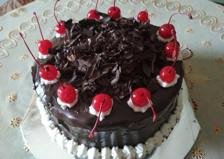 Blackforrest cake 🎂🍫