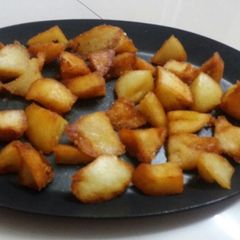 A picture of Leftover idli fries.
