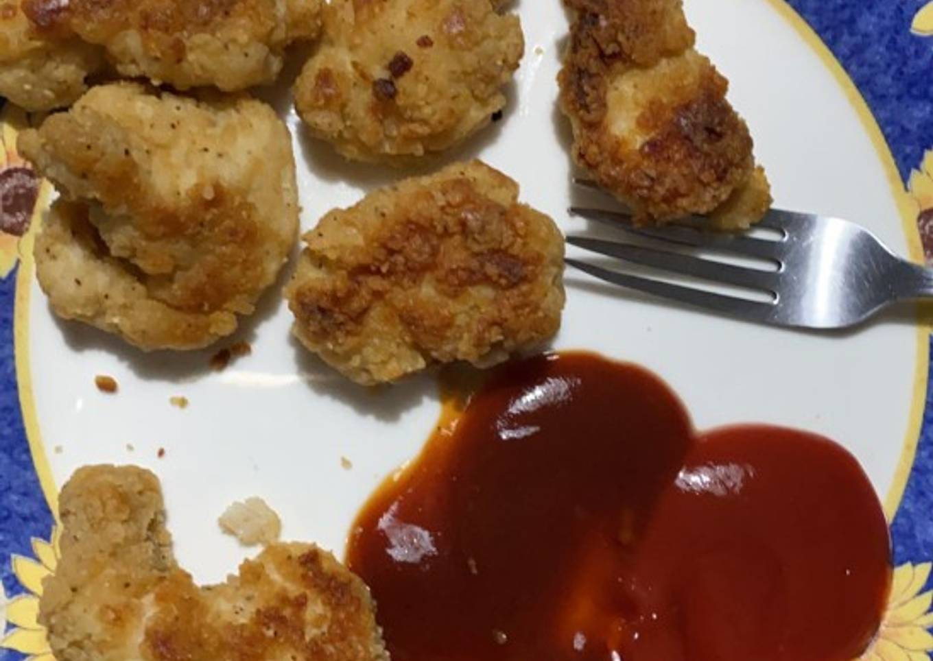 Trozos de pechuga empanizada