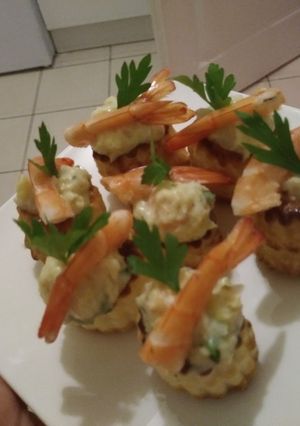 Une photo de Mini vol au vent aux crevettes