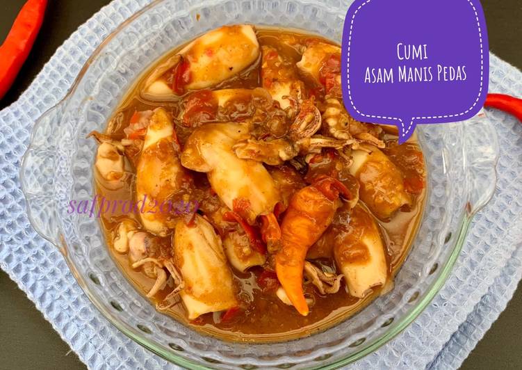 Cara Menyiapkan Cumi Asam Manis Pedas, Anti Gagal