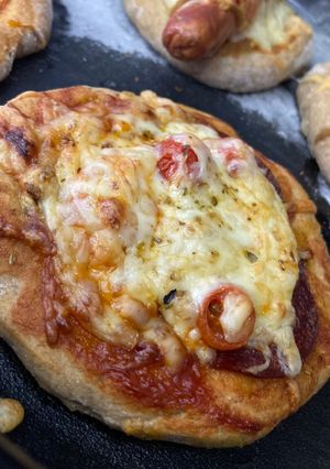 Rozslisztes minipizza, papucs vagy pizzatészta recept fotója