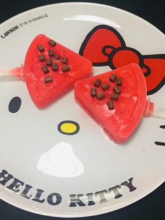 Una foto de Paletas Heladas de Sandía con Leche Condensada de Coco!