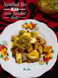 Foto resep Sambal Ijo Ikan Asin Jambal Roti