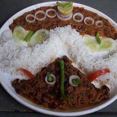 A picture of Rich Rajma chawal.