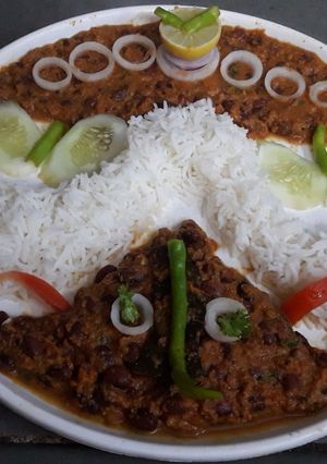 A picture of Rich Rajma chawal.