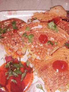 આલુ મટર સેન્ડવિચ ઢોસા (aalu matar sandwich dosa recipe in Gujarati) રેસીપી મુખ્ય ફોટો