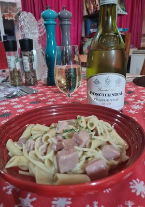 A picture of Alfredo with Ham.