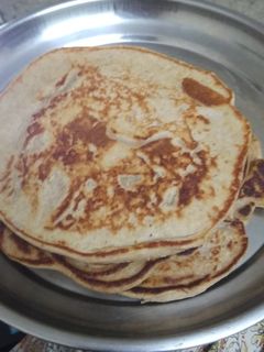 A picture of Banana pancakes.