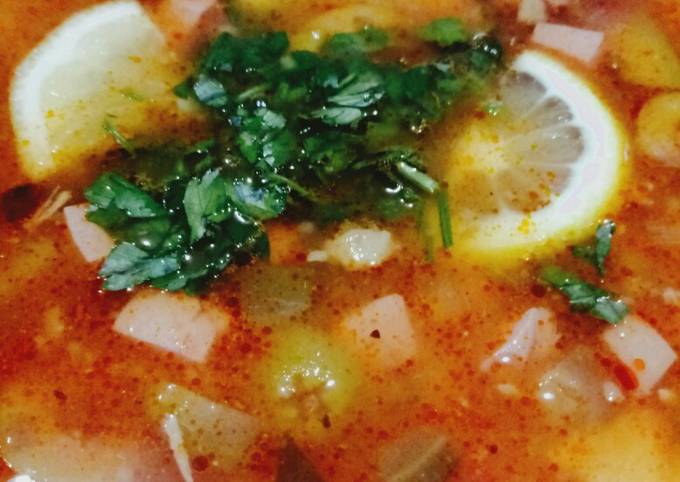 Солянка 🍲🌶️🍗🍅