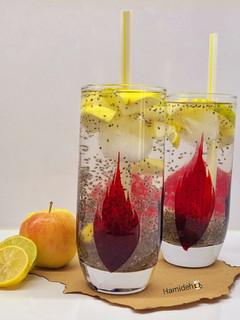 عکسی از دستور پانچ دانه چیا و سیب🍹