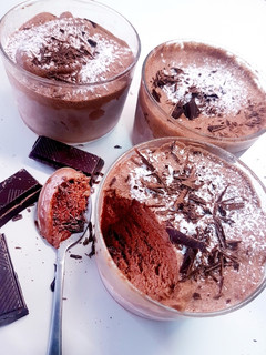 Una foto de Mousse vegano de chocolate