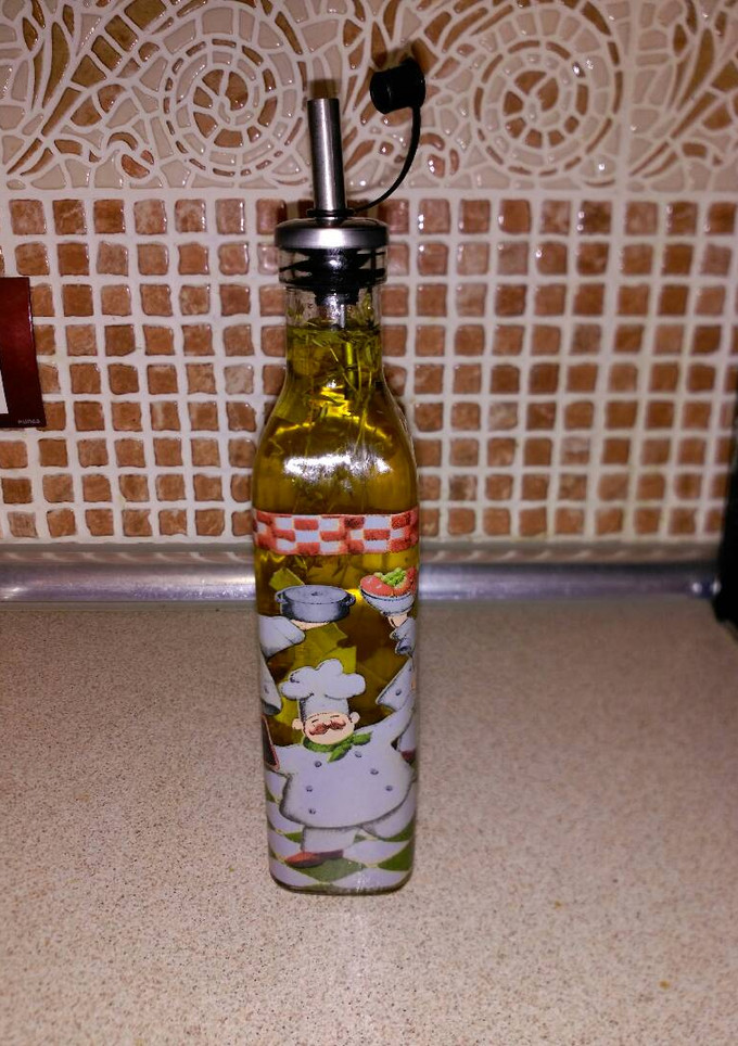 Una foto de Aceite aromático de orégano y tomillo