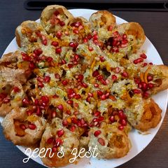 A picture of Dahi Puri Chaat.