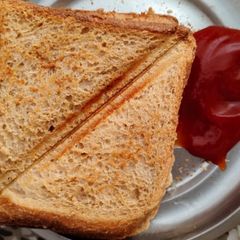 A picture of Malai Toast.