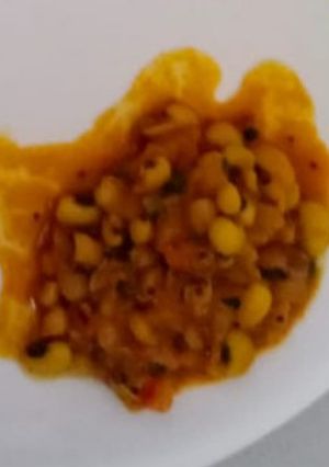 A picture of Lobhiya.