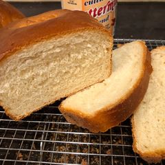A picture of Buttermilk White Bread.