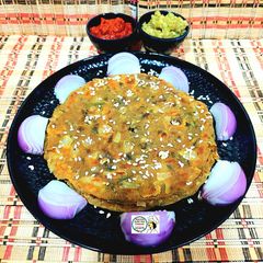 A picture of Maharastrian Methi Thalipeeth.