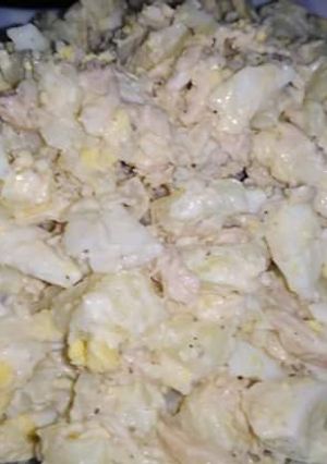 A picture of Potato chicken salad.