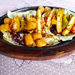 A picture of Sizzling paneer pakoda.
