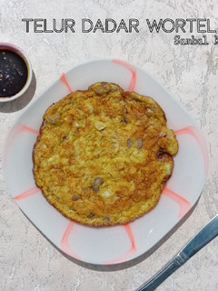 Foto resep Telur Dadar Wortel Sambal Kecap