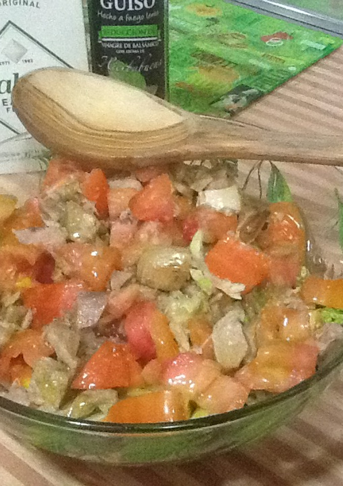 Una foto de Ensalada fresca al aroma de hierbabuena