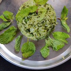 A picture of Mint coriander rice.